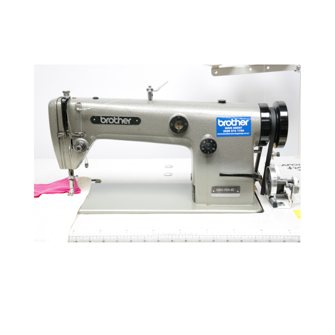 MAQUINA PLANA MECANICA DB2-755